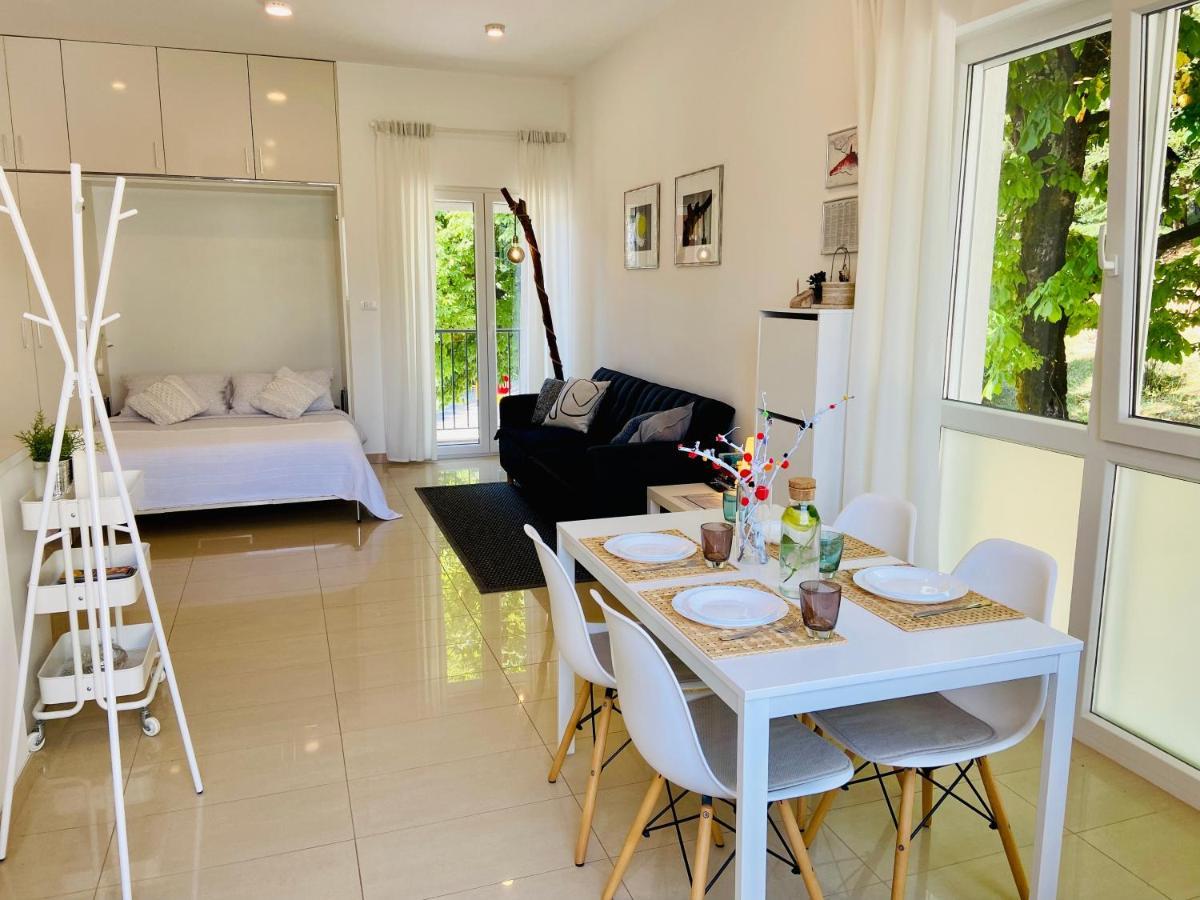 Studio Apartment Stazion With Free Parking パジン エクステリア 写真